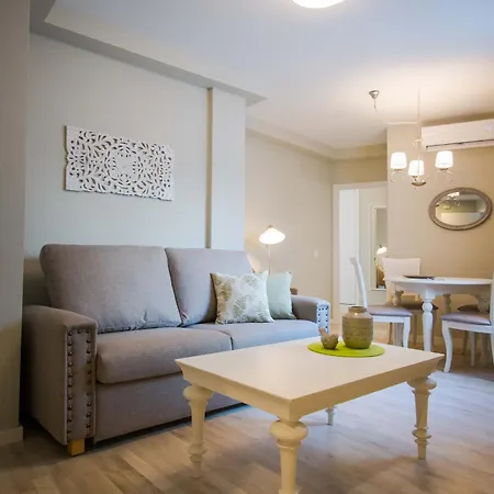H2m Dos Aceras Terrace Solarium & Pet Friendly شقة مالقة